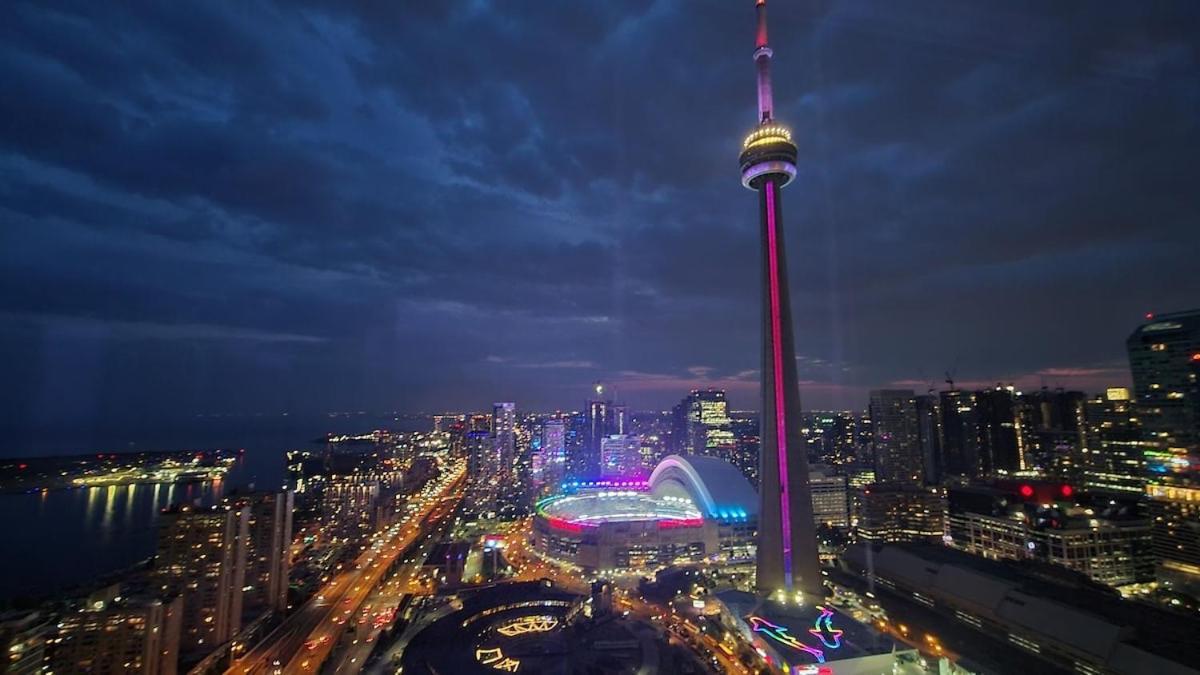 דירות טורונטו Magnificient View Next Cn Tower/Rogers/Union/Mtcc מראה חיצוני תמונה