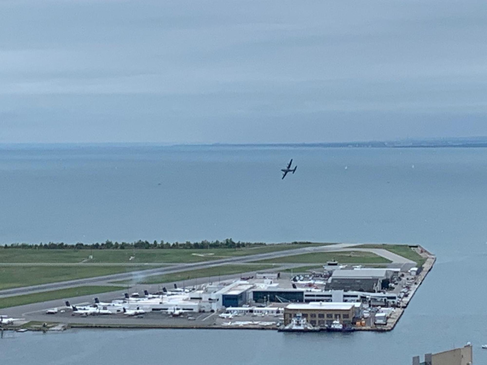 דירות טורונטו Magnificient View Next Cn Tower/Rogers/Union/Mtcc מראה חיצוני תמונה
